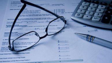 How does the sale of accounts receivable work?